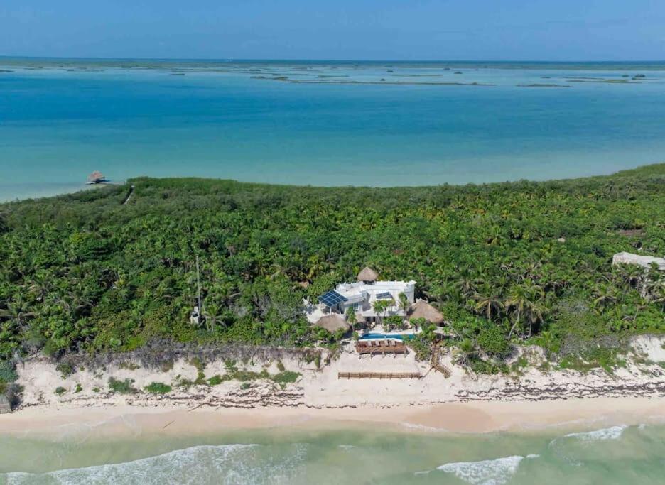 Luxury 5-Br Beachfront Home In Tulum Casa Sofia Gato Exterior foto